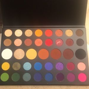 James Charles Morphe Palette